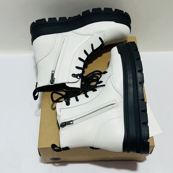 UGG Sidnee US 8 Combat Boots White Leather Waterproof Side Zip NIB $150 - Picture 9 of 14